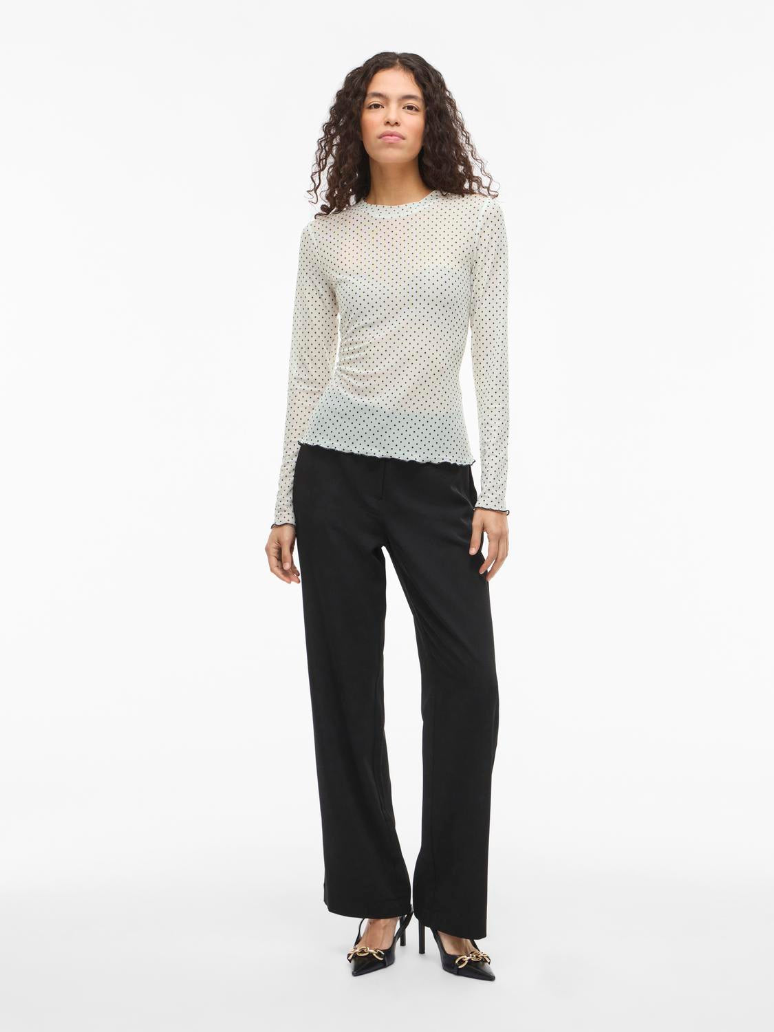 model_shot-front_full